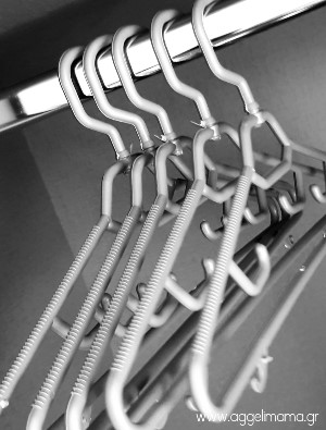 κρεμάστρες