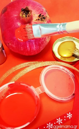 Πρωτότυπα Χριστουγεννιάτικα δώρα με αποξηραμένα ρόδια.