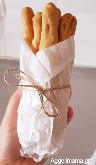 Εύκολα κριτσίνια καρότου-γραβιέρας!