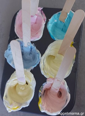 Δαχτυλομπογιές με ληγμένο γιαούρτι!