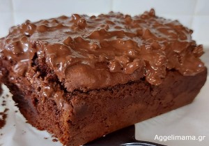 Kέικ σοκολάτας χωρίς ζάχαρη, αυγά και μίξερ !