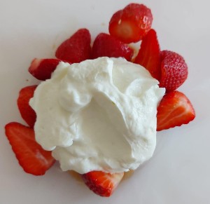 Παγωμένες μπάρες με γιαούρτι και φρούτα !