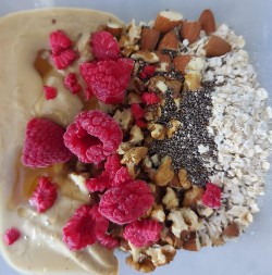 Υγιεινές μπάρες δημητριακών με βατόμουρα χωρίς ζάχαρη και ψήσιμο!