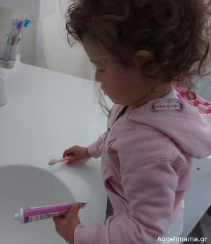 Μοντεσσόρι :Πως θα μάθει να βουρτσίζει το παιδί τα δόντια του;