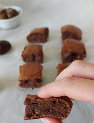 Σοκολατένιο Brownies με κάστανα χωρίς ζάχαρη!