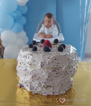 Υγιεινή τούρτα από 6 μηνών (smash cake)