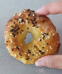 Τυροκούλουρο με 3 υλικά!